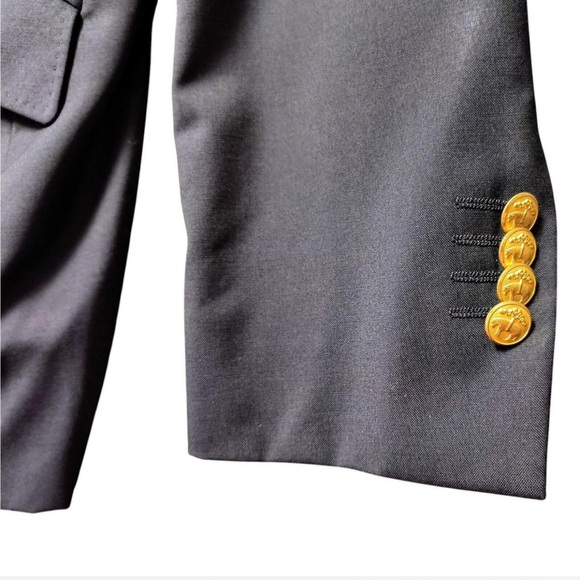 Brooks Brothers Navy Wool Blazer with Gold Buttons, 12 - Picture 6 of 9